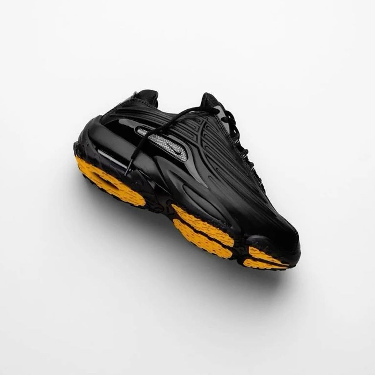 Nike Hot Step 2 – Black / Yellow