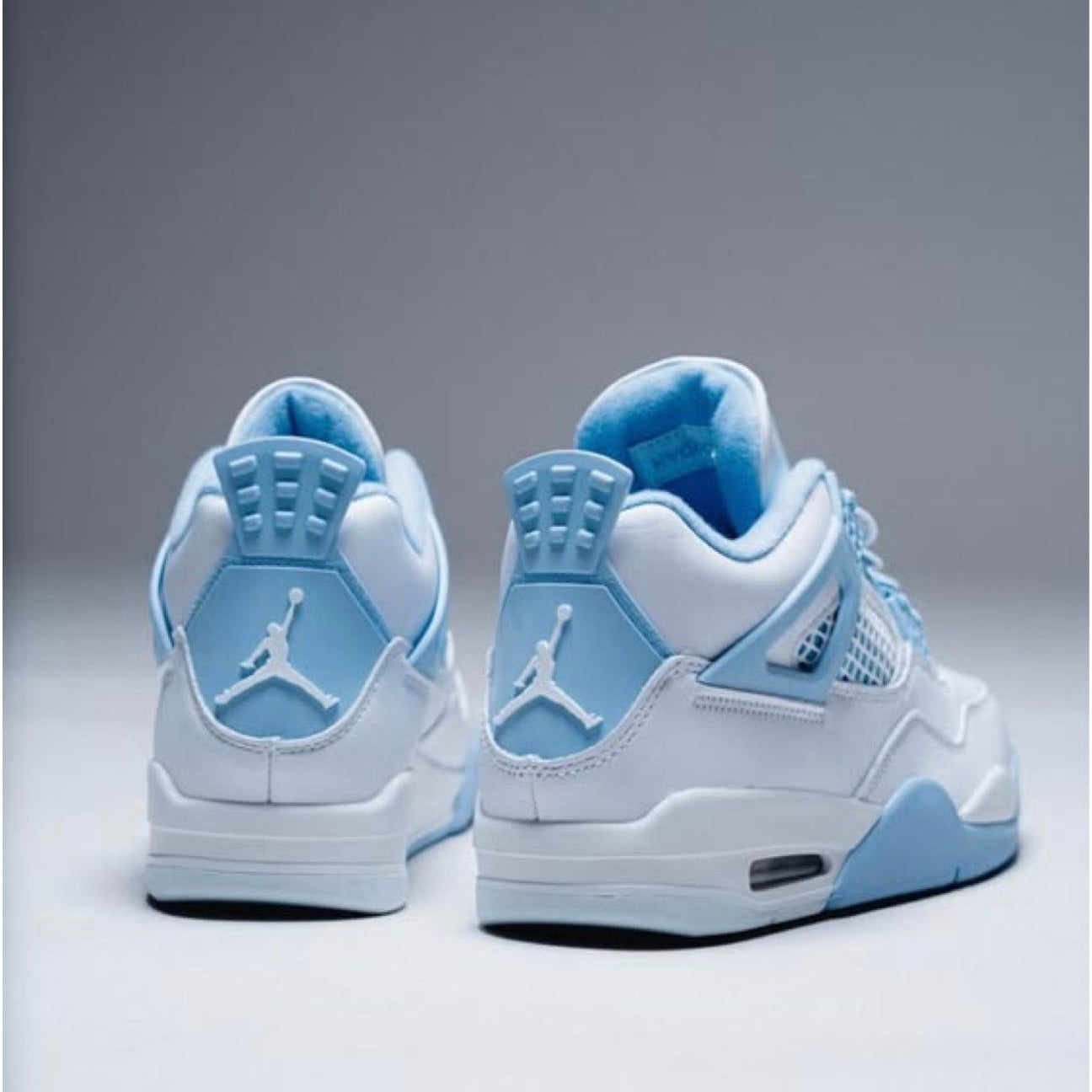Air Jordan 4 "Blue Flower"