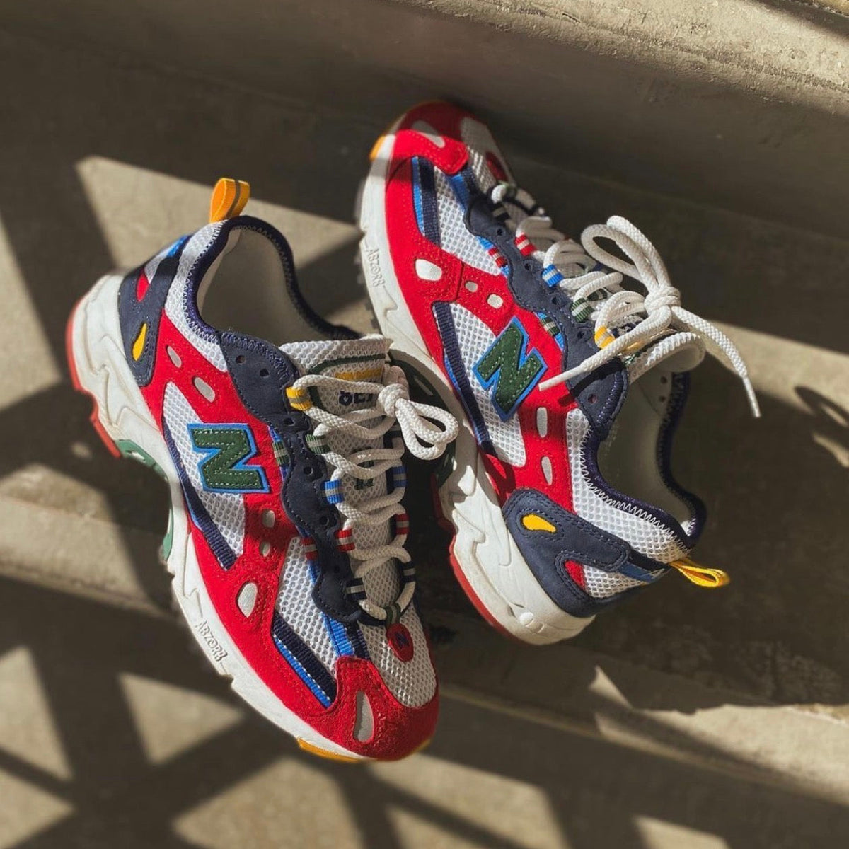 New Balance 827 - Multicolor