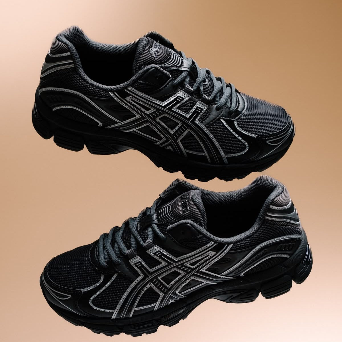 ASICS GEL-Kayano 14 Black/Silver