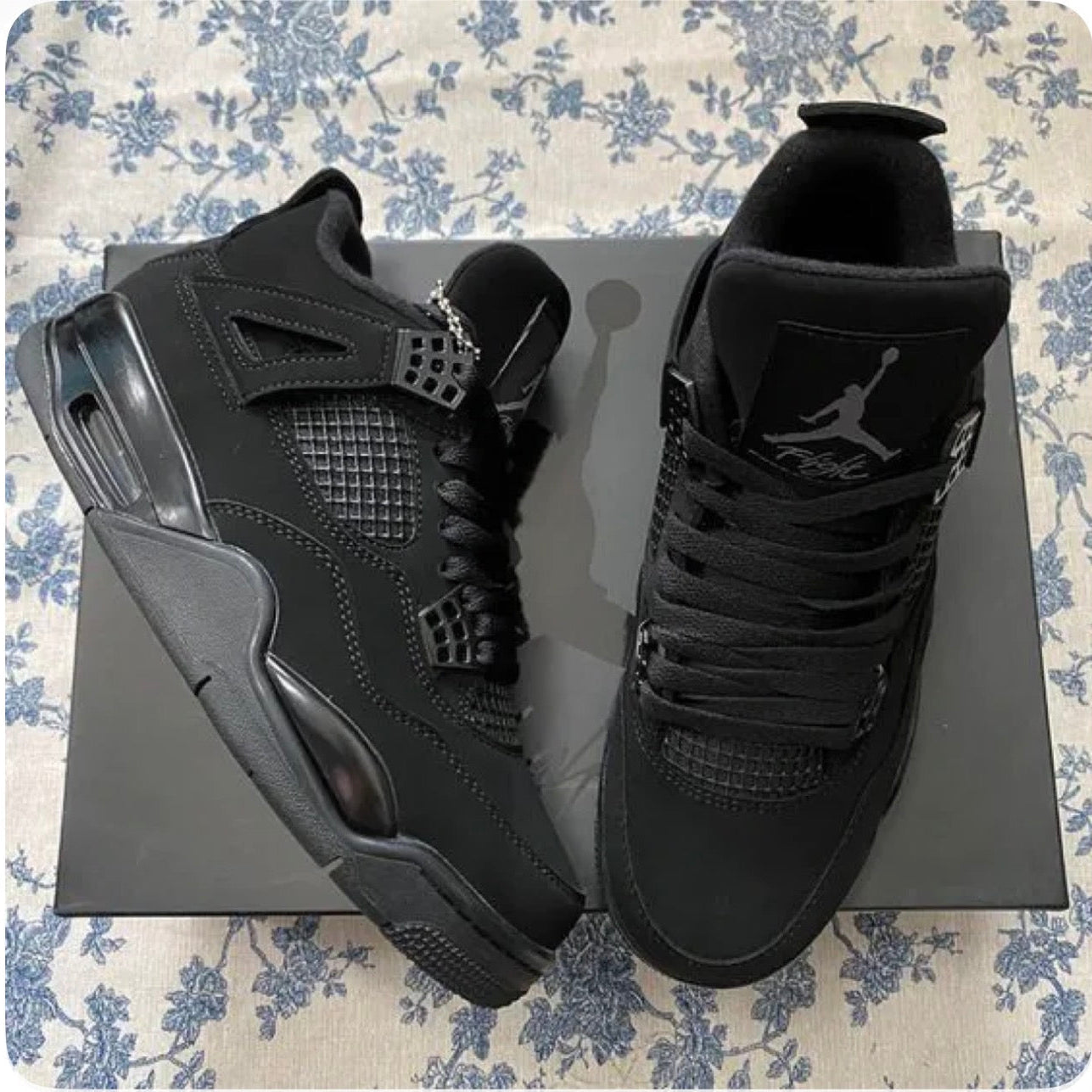 Air Jordan 4 Retro "Black Cat"