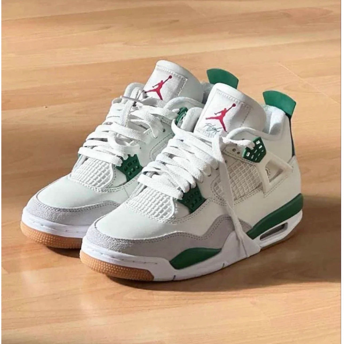 Air Jordan 4 x Nike SB - "Pine Green"