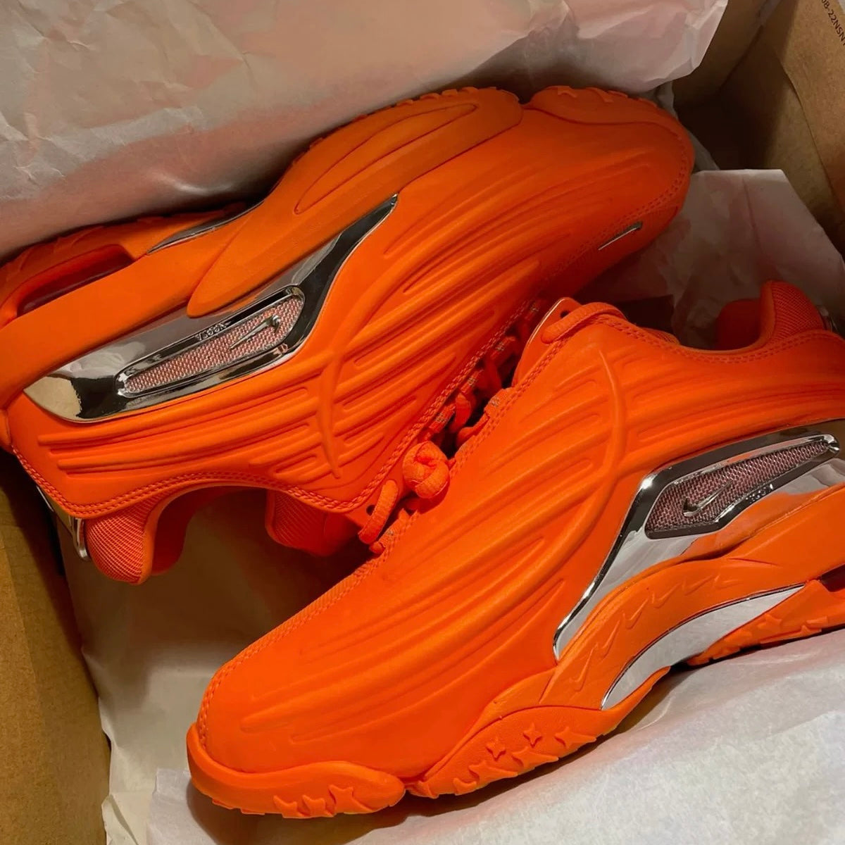 Nike Hot Step 2 – Total Orange / Chrome